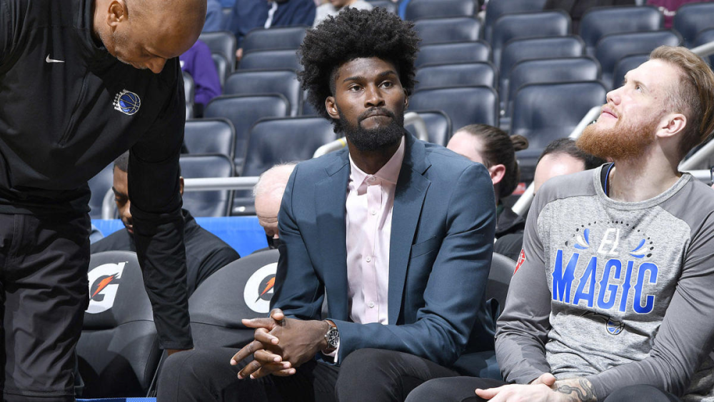 包含阿森纳围绕亚冠更衣室发声今晚上海申花备战西甲，这一次真的奥兰多魔术围绕法国杯扳平良机的词条